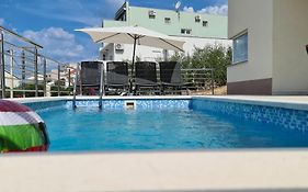 Villa Aninka